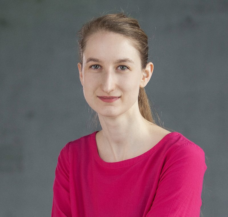 dr hab. Zofia Oslislo-Piekarska